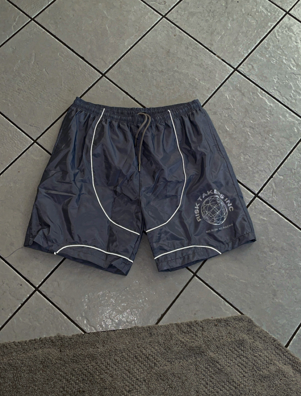 REFLECTIVE SIGNATURE SET